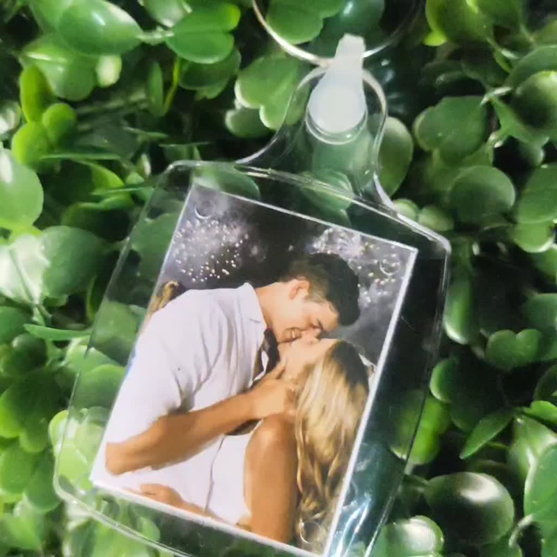 Chaveiro personalizado data especial + foto do casal