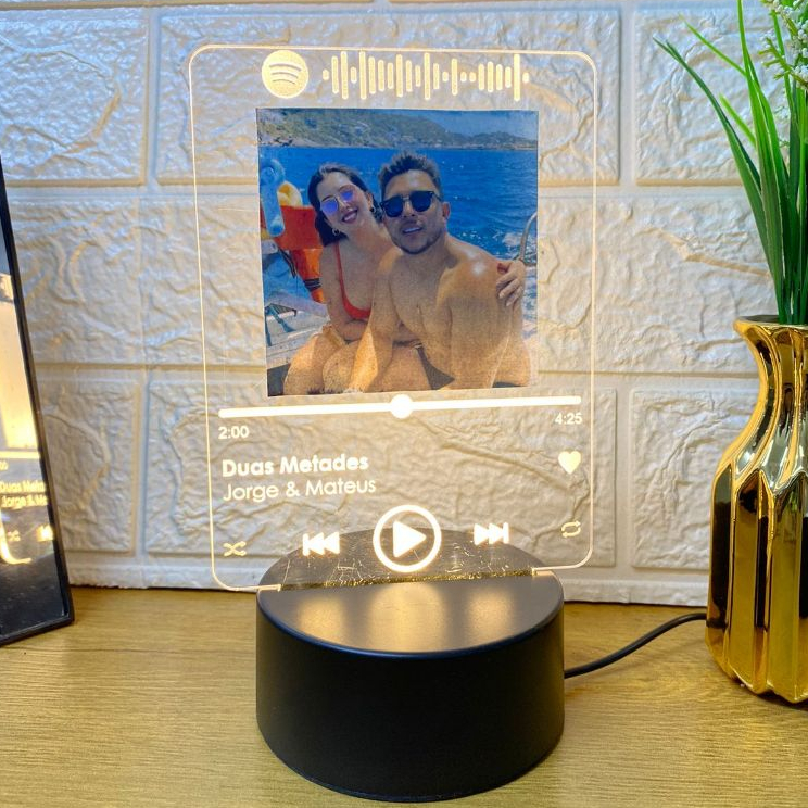 Porta Retrato Luminária Dia dos Namorados Spotify Personalizada Casal Presente LED Branco Quente