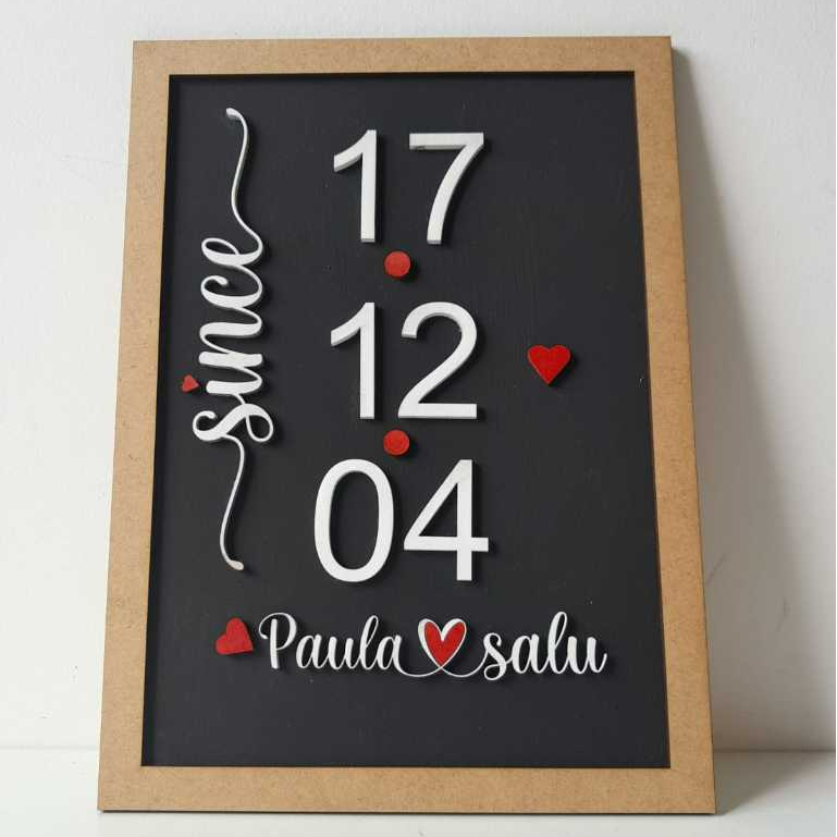Quadro Decorativo com Data Comemorativa Relembre Data Do Namoro Casamento Feito Em MDF