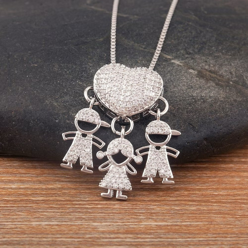 Colar de Filhos Coração Cravejado